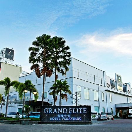 Grand Elite Hotel Pekanbaru Eksteriør bilde