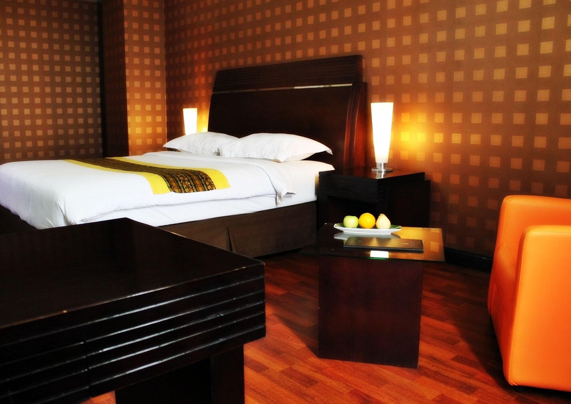 Grand Elite Hotel Pekanbaru Eksteriør bilde