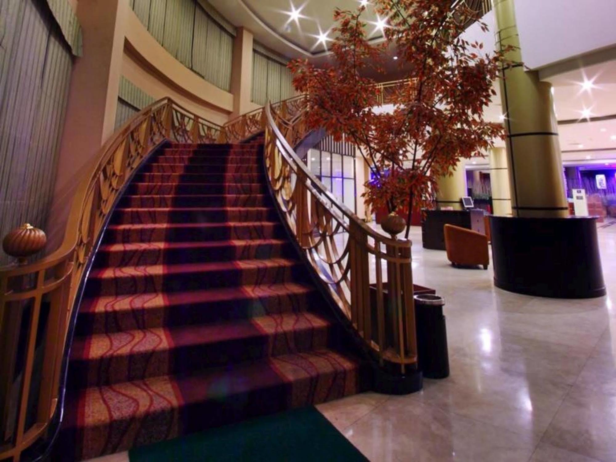Grand Elite Hotel Pekanbaru Eksteriør bilde