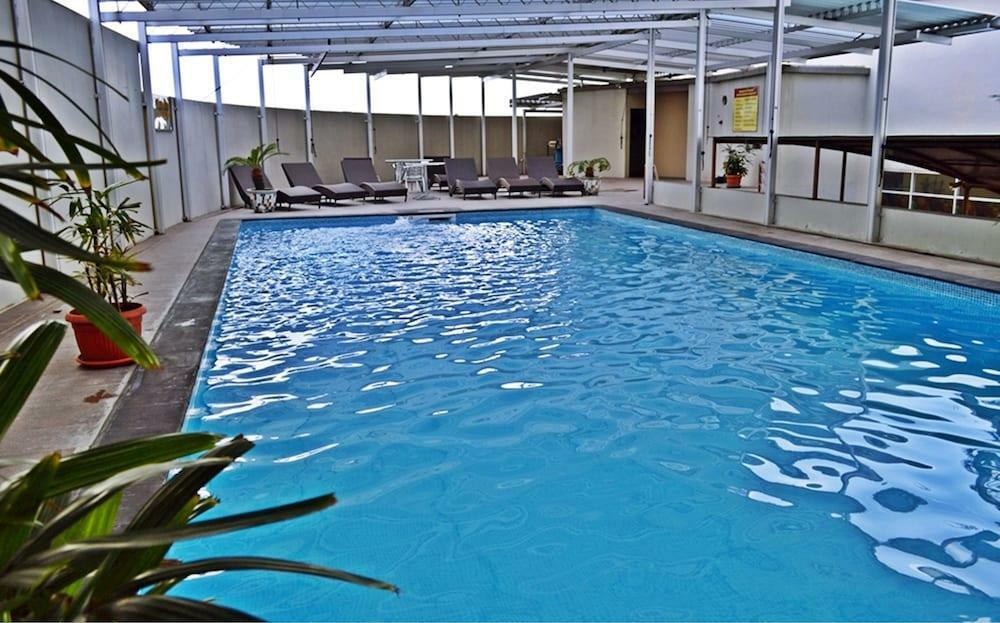 Grand Elite Hotel Pekanbaru Eksteriør bilde